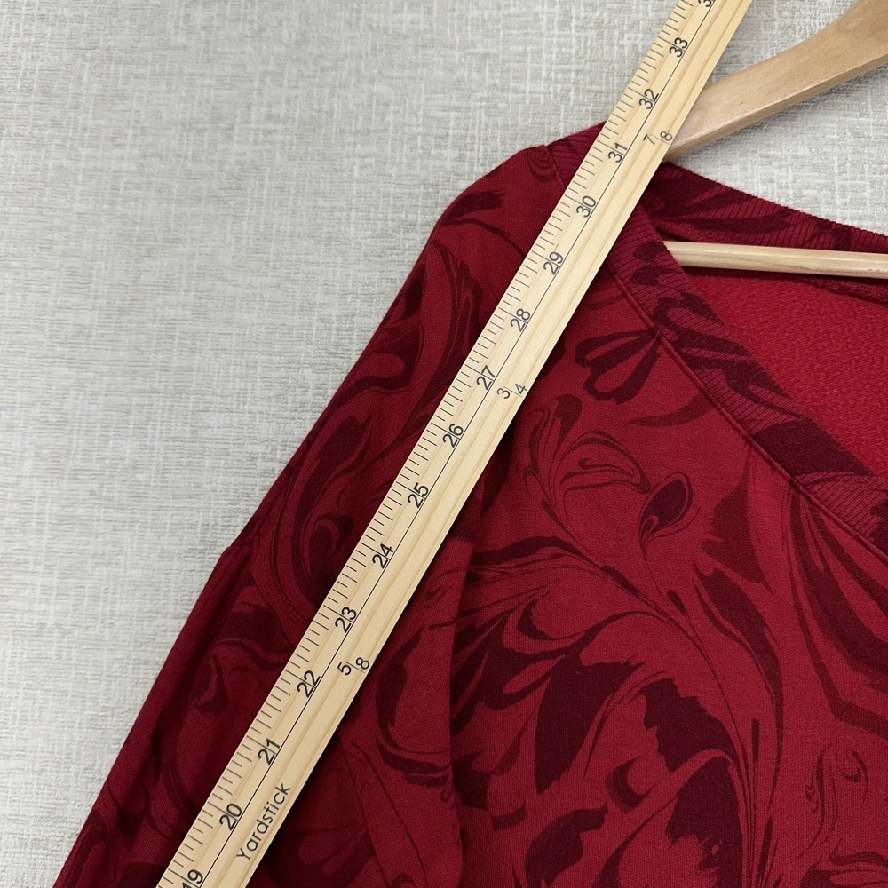 Athleta Sweatshirt Womens Small Red Paisley V Neck Fleece Stretch Pullover Gym - Picture 11 of 12